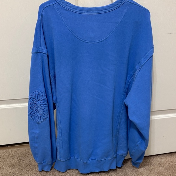 AERIE XXS OVERSIZED SWEATSHIRT - Picture 2 of 2